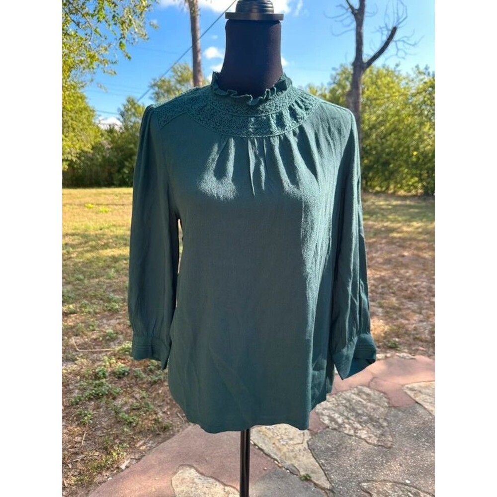 New See U Soon Size Small Dark Green Long Sleeve Sheer Crochet Pleated Mock Neck
